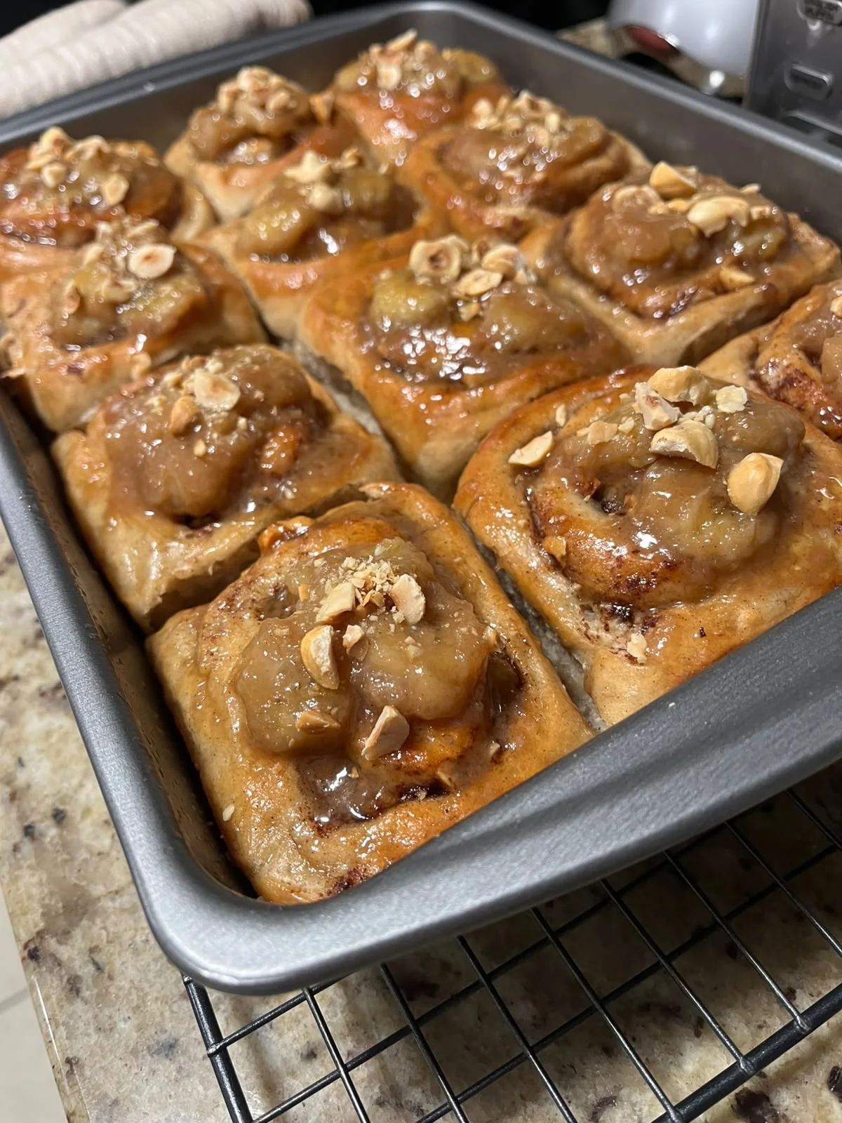 Cinnamon rolls en bandeja